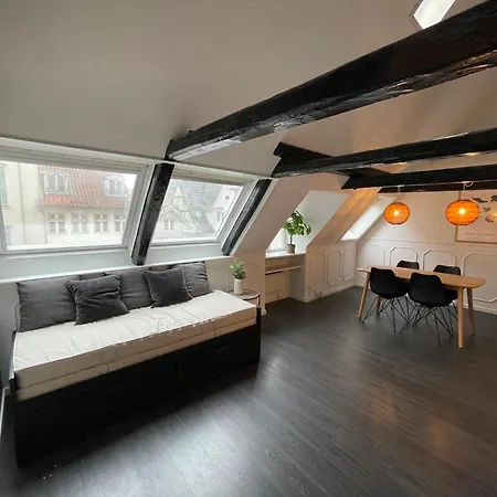 Designer Loft - Direct Marble Church Views