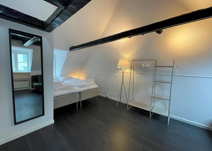 Apartment Designer Loft - Direct Marble Church Views *