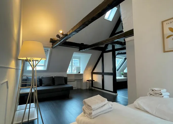 Apartment Designer Loft - Direct Marble Church Views