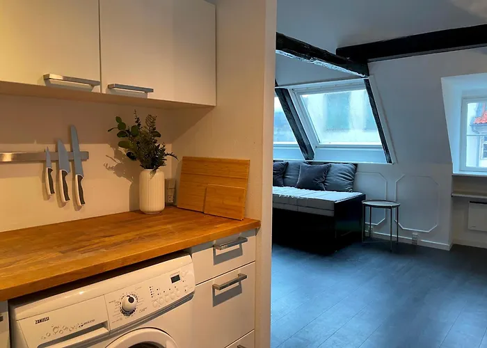 Designer Loft - Direct Marble Church Views Apartment